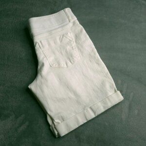 Apt. 9 Womens White Bermuda Shorts 16 Mid Rise Elastic Waist Cuffed Stretch